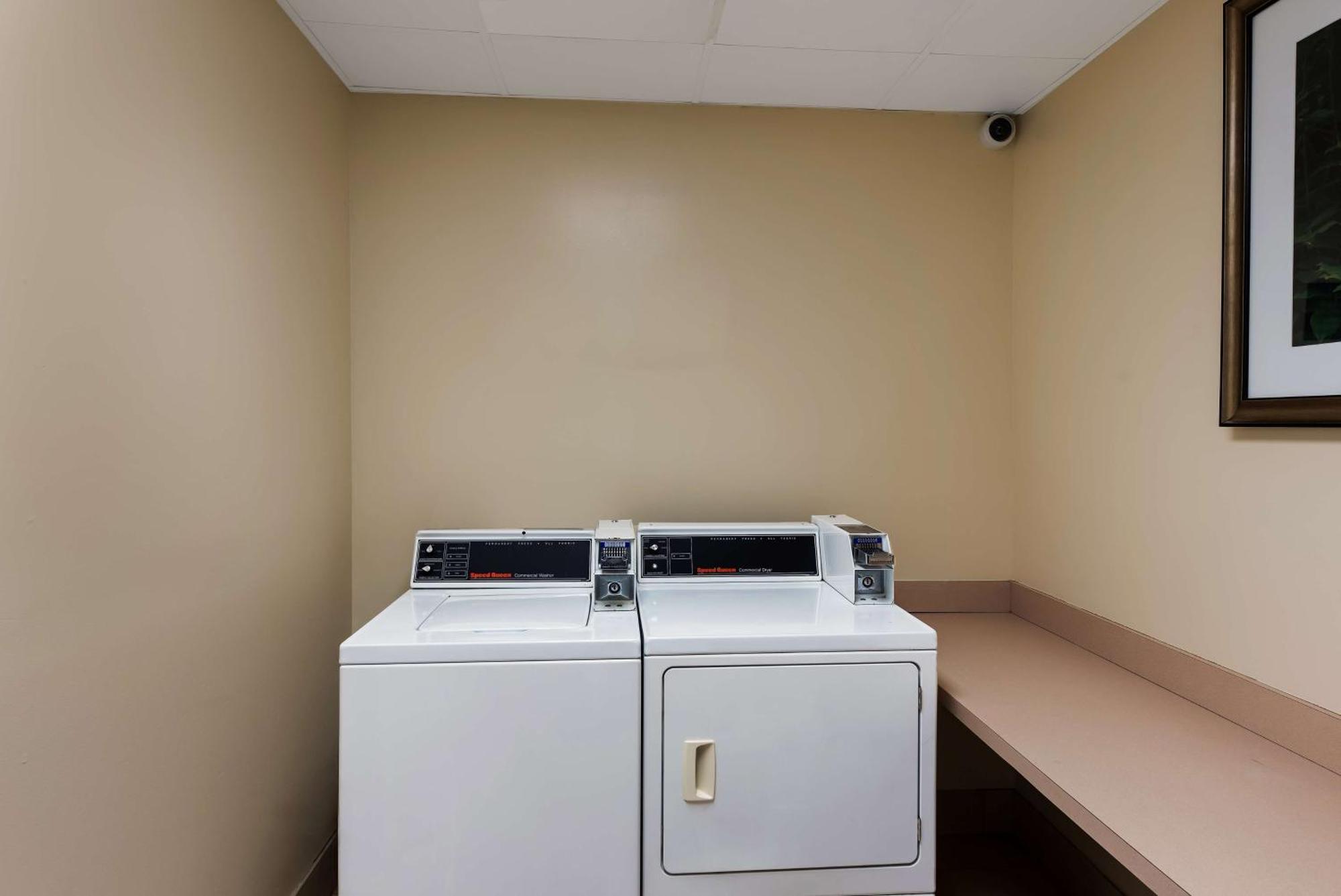 Hilton Garden Inn Columbus/Grove City Bagian luar foto